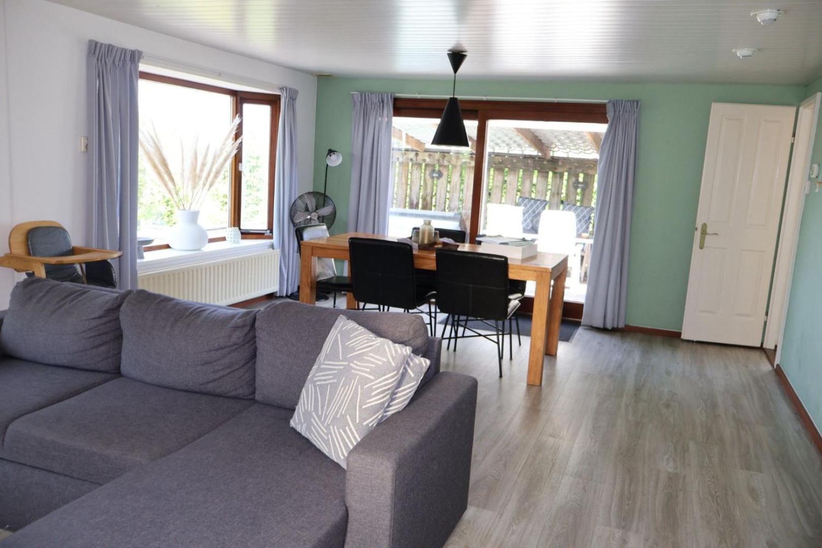 30 Met Jacuzzi Chalet *